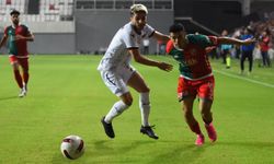 Karşıyaka'da Veysel Karani el yaktı