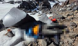 Kaybolduktan 112 sonra bulunan kadın dağcının cenazesi, Ağrı Dağı'ndan indirildi