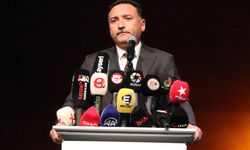 Kayseri'de 15 Temmuz etkinliklerinde dev Türk bayrağı açıldı