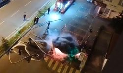 Kayseri'de şarj istasyonunda elektrikli otomobil alev aldı; o anlar kamerada