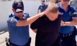Kızlara laf atanları uyardı, tekme tokat dövüldü (2)