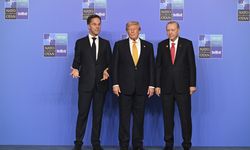 NATO Zirvesi'nde aile fotoğrafı çekildi