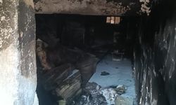 Nusaybin'de yangın çıkan mağaza kullanılamaz hale geldi