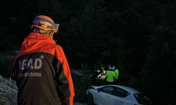 Otomobil ile motosiklet çarpıştıktan sonra şarampole savruldu: 5 yaralı