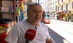 Sirkeci'de tramvayın turiste çarptığı anlar kamerada: Yavaş gitmesi lazım