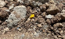 Şırnak'ta şantiye alanında bulunan 2 roketatar mühimmatı imha edildi