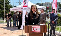 Taksim'de 20 Temmuz Barış ve Özgürlük Bayramı'nın 52'nci yılı kutlandı