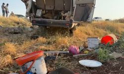 Tarım işçilerini taşıyan minibüs şarampole devrildi; 22 yaralı
