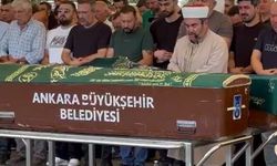 Tarladaki yangını söndürmeye çalışırken hayatını kaybetti