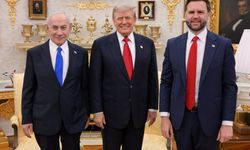 Trump, Netanyahu ile Beyaz Saray'da bir araya geldi