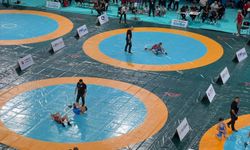 Türkiye Minikler Güreş Şampiyonası, Ankara'da devam ediyor