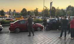 Üsküdar'da park halindeki otomobilde ölü bulundu