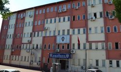 Uzaklaştırma kararı aldıran eşini 5 bıçak darbesiyle öldürdü