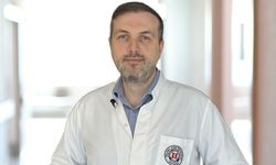 'Yaz tatili göz lazer operasyonu için engel değil'
