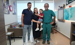 2 yaşındaki Aras'ın soluk borusundaki darlık balon ve lazerle açıldı