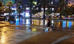 Adana'da sağanak yağış