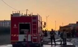 Arnavutköy'de hafriyat kamyonunda çıkan yangın söndürüldü