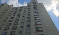 Avcılar'da tatile giden ailenin 700 daireli sitedeki evinden 5 milyon lira değerinde döviz ve ziynet eşyası çalındı