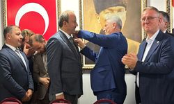 Bakan Bolat, Ertuğrul Gazi Türbesi'ni ziyaret etti (2)