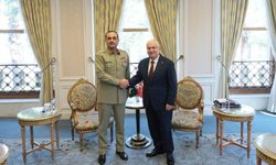 Bakan Güler, Pakistan Kara ve Savunma Kuvvetleri Komutanı Mareşal Syed Asim Munir ile görüştü