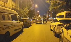 Bayrampaşa'da kafeye silahlı saldırı: 3 müşteri yaralandı