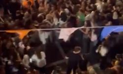 Beyoğlu'nda rapçi Poizi konserinde tekmeli yumruklu kavga kamerada; polis müdahale etti