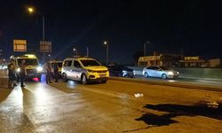 Bursa'da otomobil refüje çarptı: 1 ölü, 1 ağır yaralı