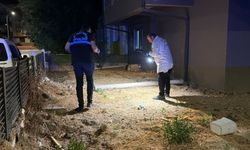 Çatı katından düşen kadın, ağır yaralandı