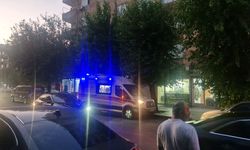 Diyarbakır'da 7 katlı binanın çatı katında yangın