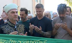 Eski milli futbolcu Serdar Aziz'in babası toprağa verildi