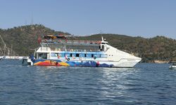 Fethiye'de koydaki tekne yandı, 115 yolcu suya atladı / Ek fotoğraflar