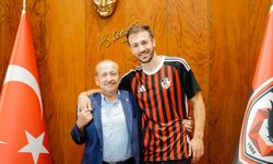 Gaziantep FK, Halil Dervişoğlu'nu kiralık olarak kadrosuna kattı