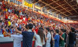 Göztepe'de gözler Juan ve Dennis'te