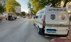 Husumetlisini alacak nedeniyle öldürmüş