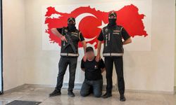 İçişleri: Yeni nesil suç örgütü üyeleriyle bağlantılı aranan şüpheli Bakü'de yakalandı