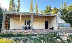 İkizler, yapımı tamamlanamayan evde yerde ders çalışıp fen lisesini kazandı/ Ek fotoğraflar