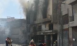 İzmir'de sünger deposunda yangın (2)
