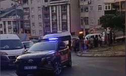 Kağıthane'de eski kız arkadaşının sevgilisini bacağından bıçakladı