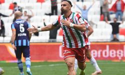 Karşıyaka'da Erol beklemede