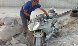 Kayseri'de motosiklet devrildi: 2 yaralı