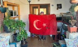 Kıbrıs Barış Harekatı'nda zarar gören Türk bayrağı restore edilecek / Ek Fotoğraf