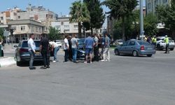Kilis'te otomobiller çarpıştı; 4 yaralı