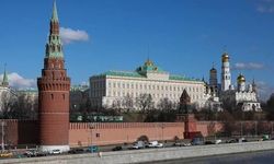 Kremlin: İngiltere, Ukrayna krizinin barış sürecini engellemek için düzenli adımlar atıyor