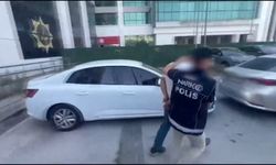 Küçükçekmece'de pusetteki bebekle uyuşturucu kuryeliği yapan kadın yakalandı