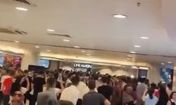 Mağazada indirim izdihamı