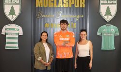 Muğlaspor'da Batıhan imzayı attı