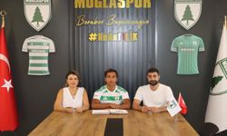 Muğlaspor'da Oğuzhan da imzayı attı