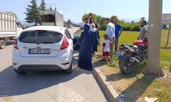 Otomobille çarpışan motosiklet sürücüsü ağır yaralandı
