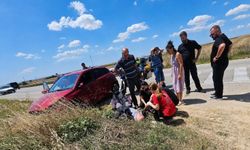 Otomobille çarpışan motosikletin sürücüsü yaralandı