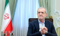 Pezeşkiyan: Hürmüz Boğazı için yol haritası hazır, ABD ile müzakereye temkinli şekilde varız